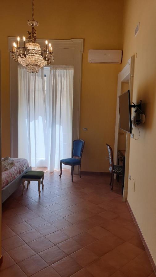 Dimora Del Campo Charming House Bed & Breakfast Салерно Стая снимка